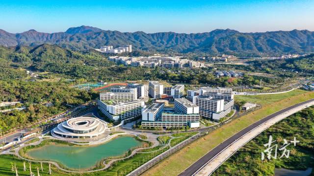 北师港浸大一期、二期校园航拍。