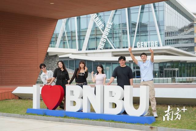 国际化是北师香港浸会大学(BNBU)的办学特色之一。李海珊 摄
