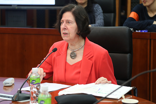 070406DHSSpublishing03