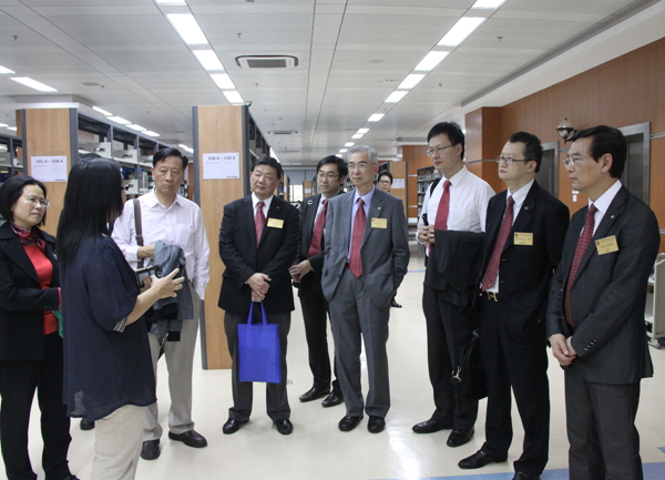 20130427-ZZH-06