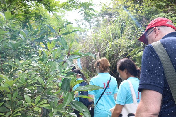 10thhiking 1