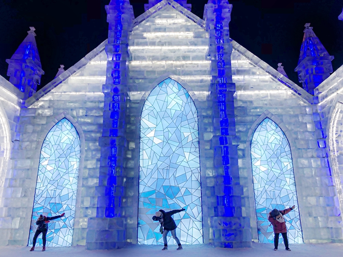 Ice and Snow World cathedral dabbing lightened